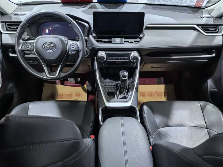 Photo 9 - Toyota Wildlander