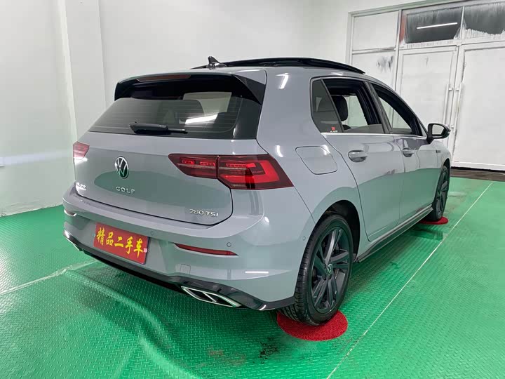 Фото 4 - Volkswagen Golf