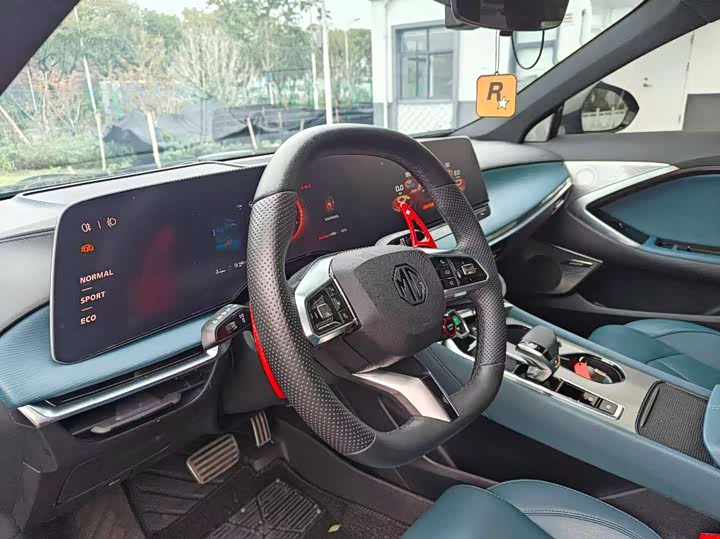 Фото 8 - MG Motor 7