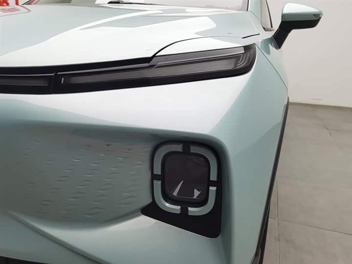 Фото 7 - Geely Geometry E Firefly