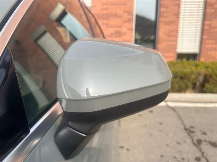 Фото 8 - Audi Q3