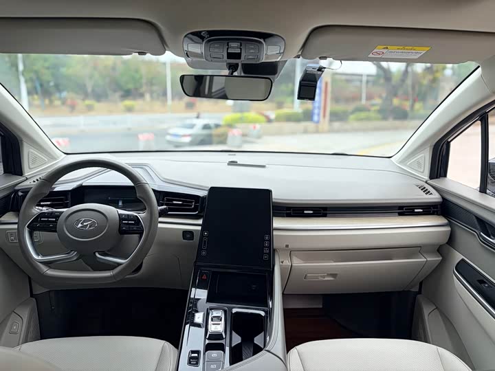 Фото 6 - Hyundai Custo