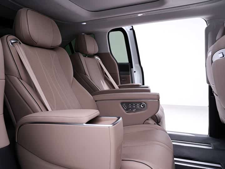 Фото 9 - XPeng X9