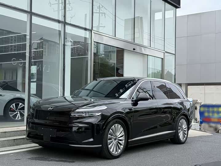 Фото 1 - Nio Onvo L90