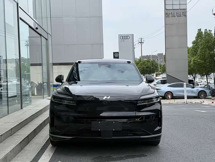 Фото 2 - Nio Onvo L90