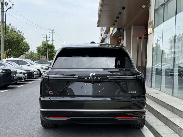 Фото 5 - Nio Onvo L90