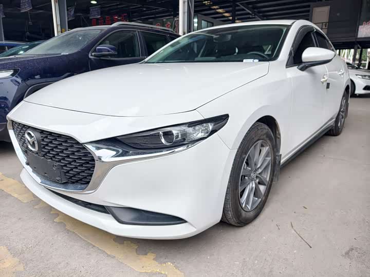 Фото 2 - Mazda 3 (Axela)