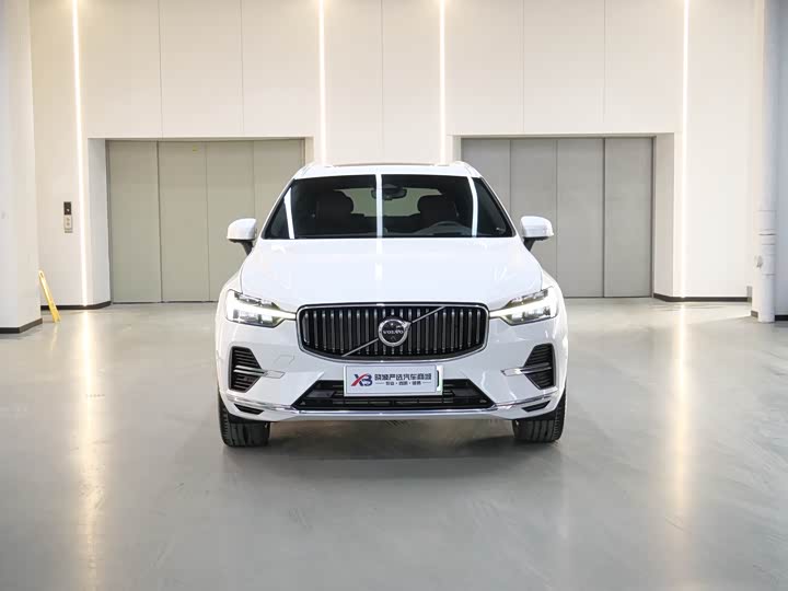 Фото 2 - Volvo XC60 Hybrid