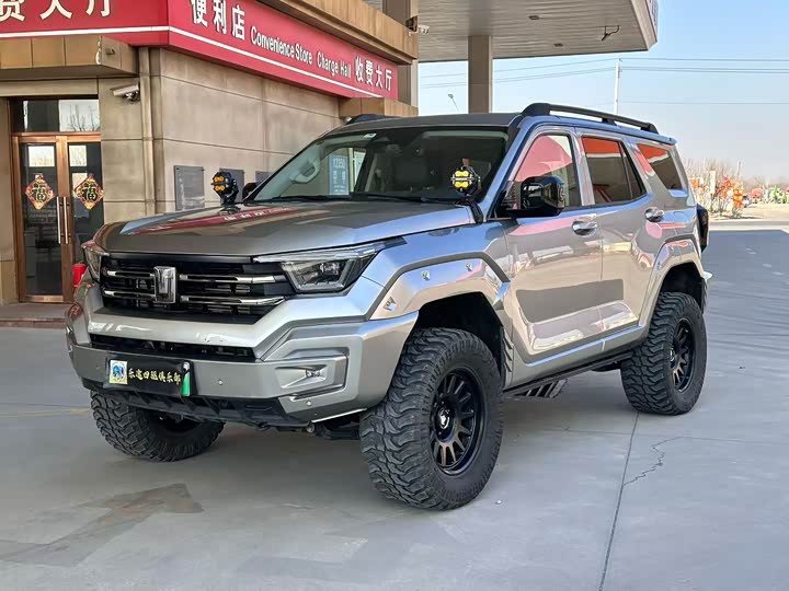 Фото 1 - Tank 400 Hybrid