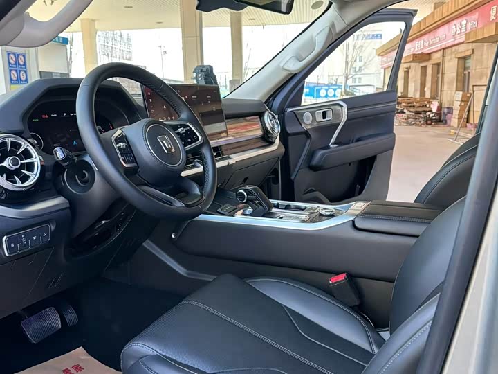 Фото 4 - Tank 400 Hybrid