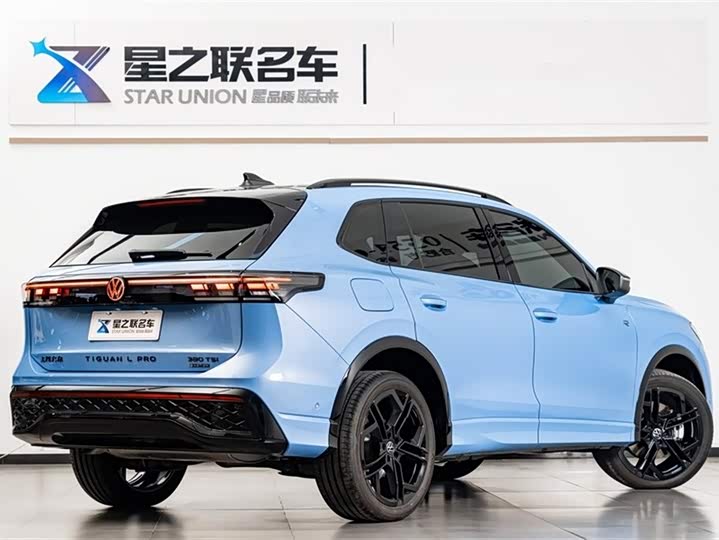 Фото 7 - Volkswagen Tiguan L Pro