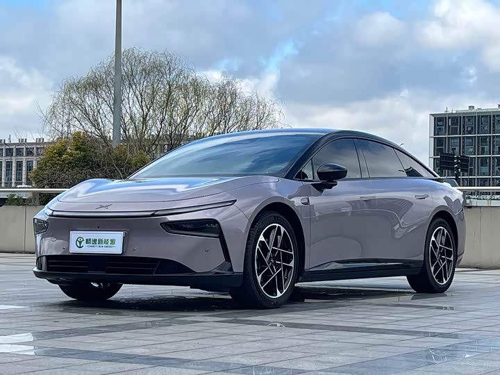 Фото 1 - XPeng F57