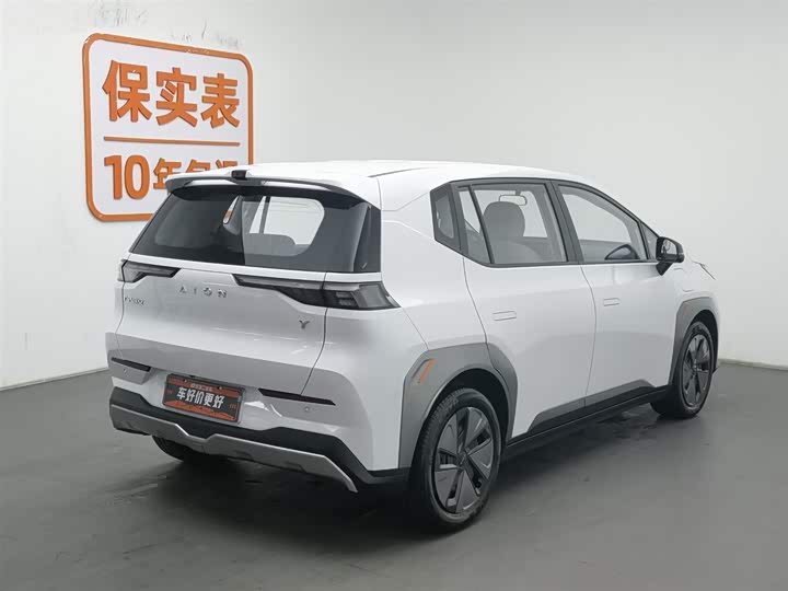 Фото 2 - GAC Aion Y