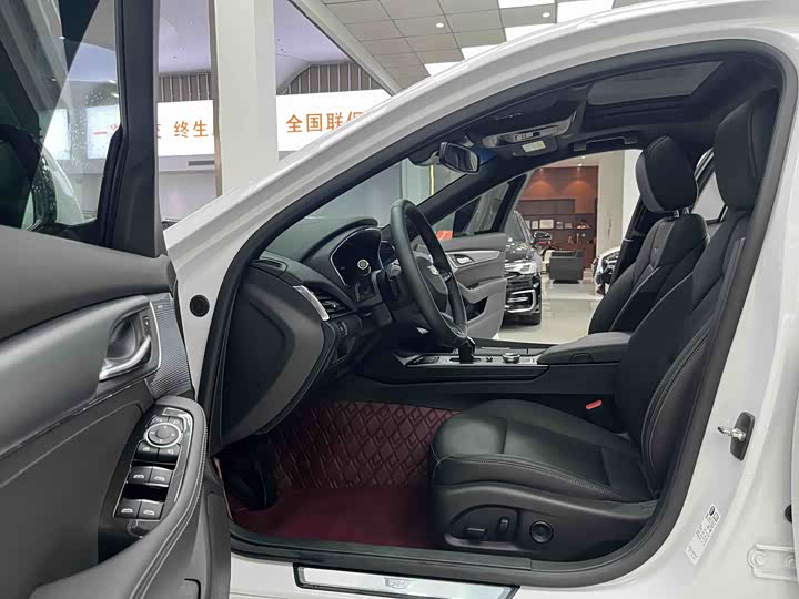 Photo 9 - Cadillac CT5