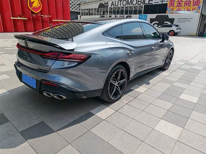 Фото 7 - MG Motor 7