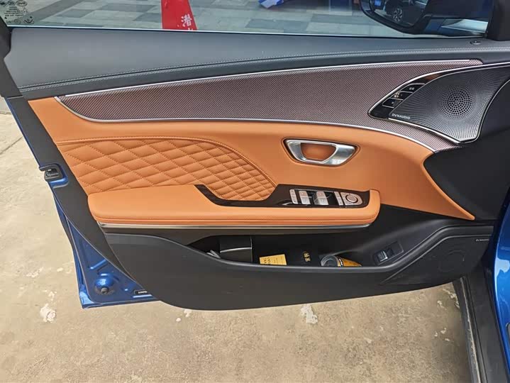 Фото 7 - BYD Han