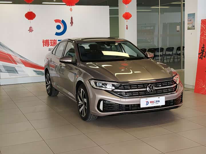 Фото 3 - Volkswagen Sagitar L