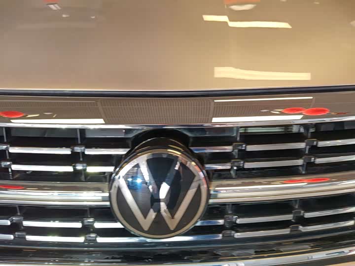 Фото 5 - Volkswagen Sagitar L