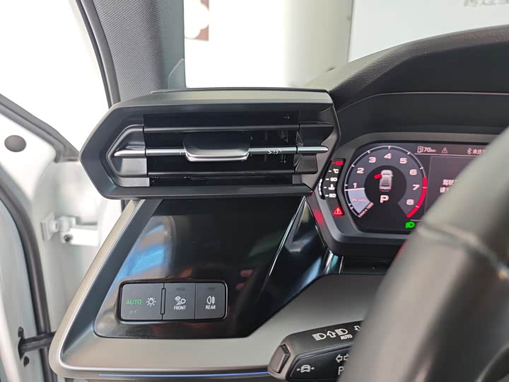 Фото 4 - Audi A3