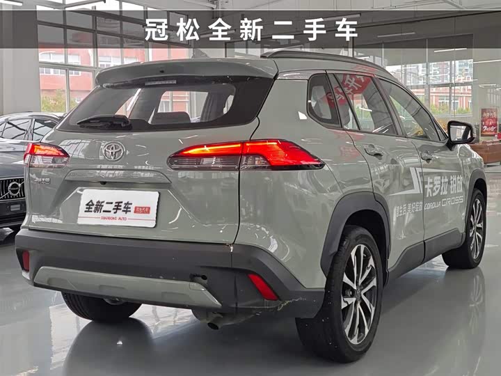 Фото 4 - Toyota Corolla Cross