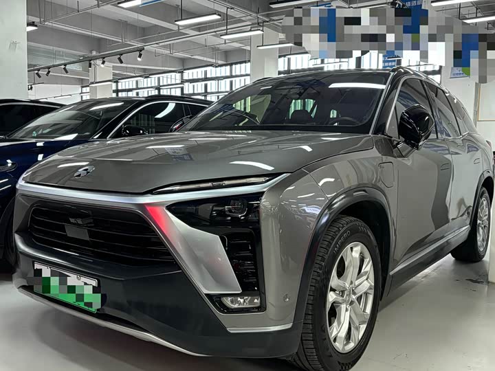 Фото 1 - Nio ES8