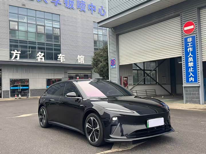 Фото 2 - Nio ET5T