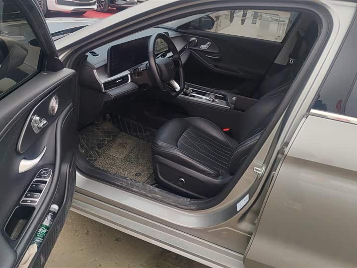 Фото 9 - Chery Arrizo 8