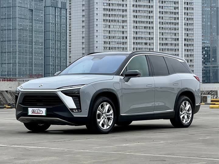 Фото 1 - Nio ES8