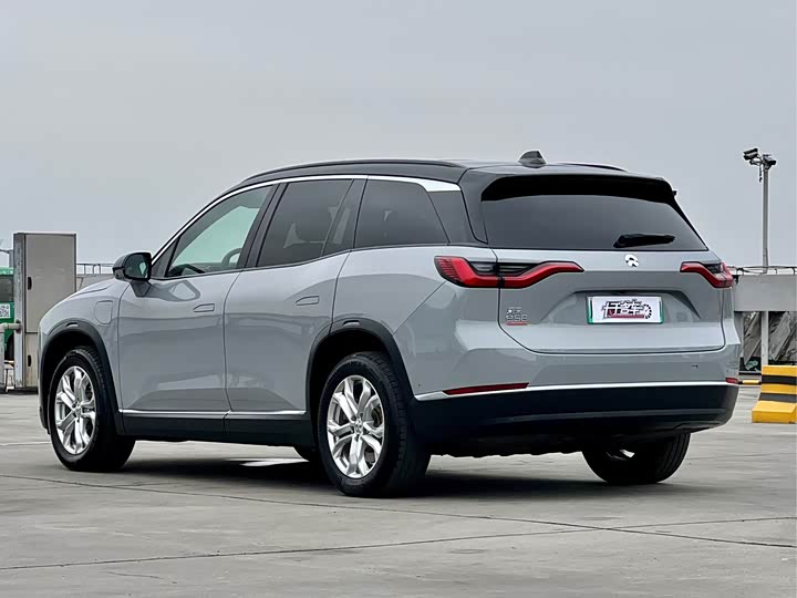 Фото 3 - Nio ES8