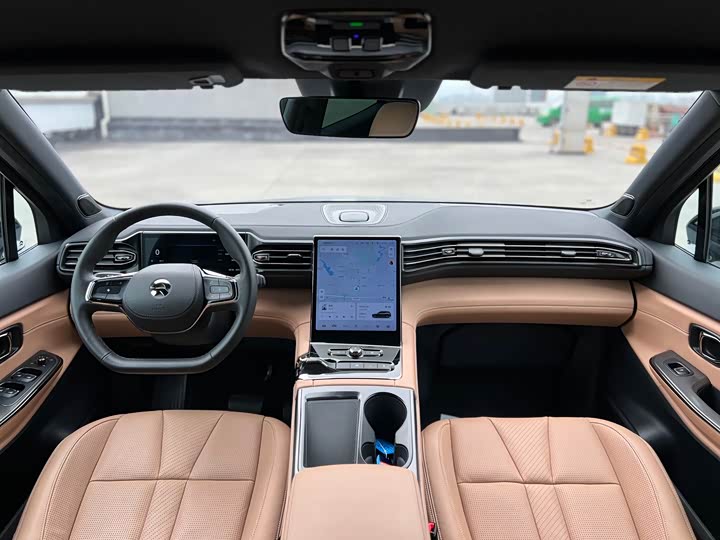 Фото 8 - Nio ES8