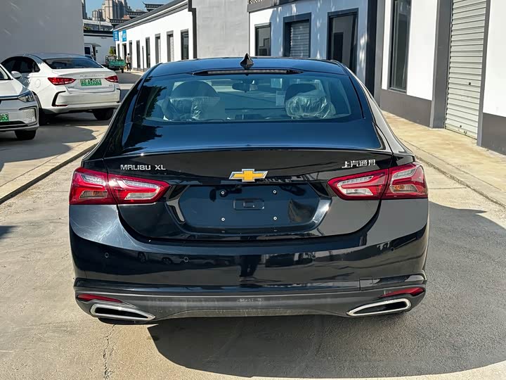 Фото 6 - Chevrolet Malibu XL