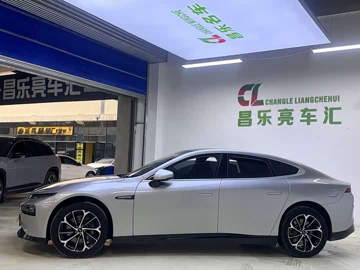 Фото 5 - XPeng P7