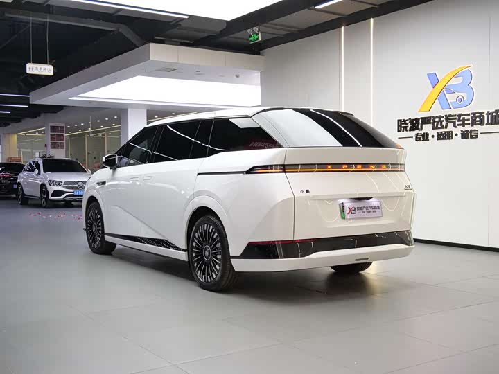 Фото 5 - XPeng X9