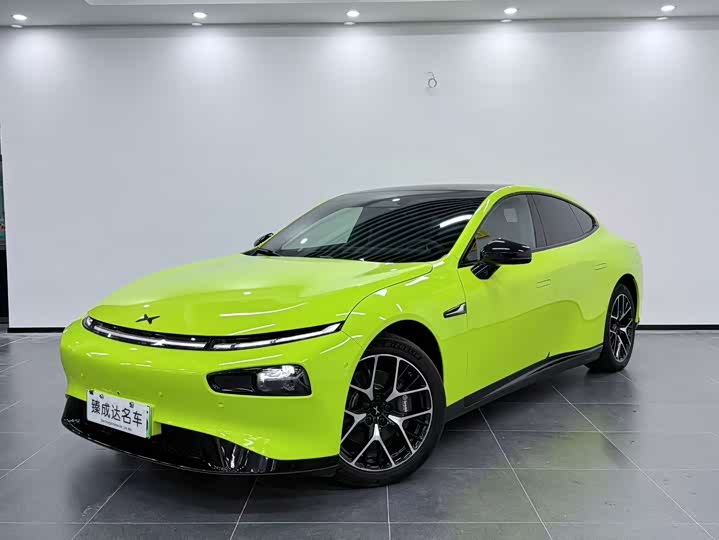 Фото 1 - XPeng P7