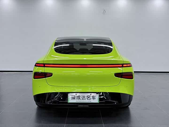 Фото 6 - XPeng P7