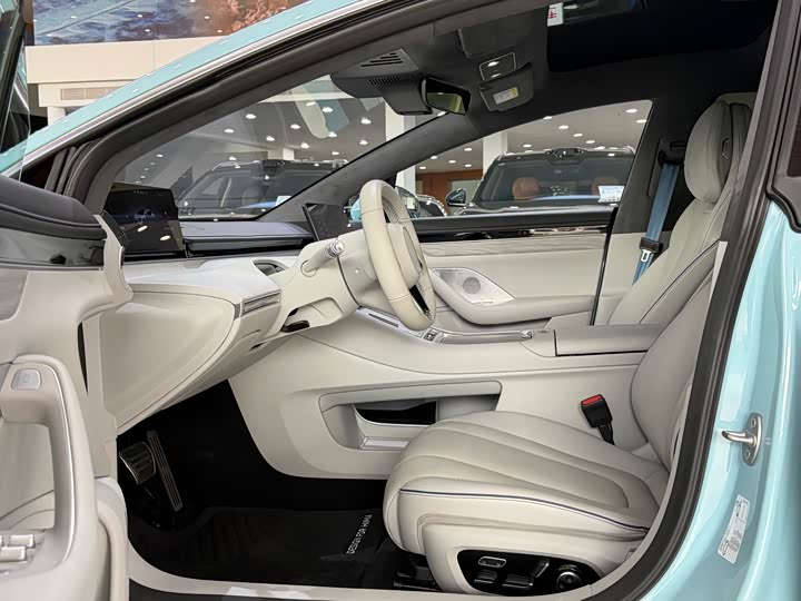 Фото 8 - Luxeed S7