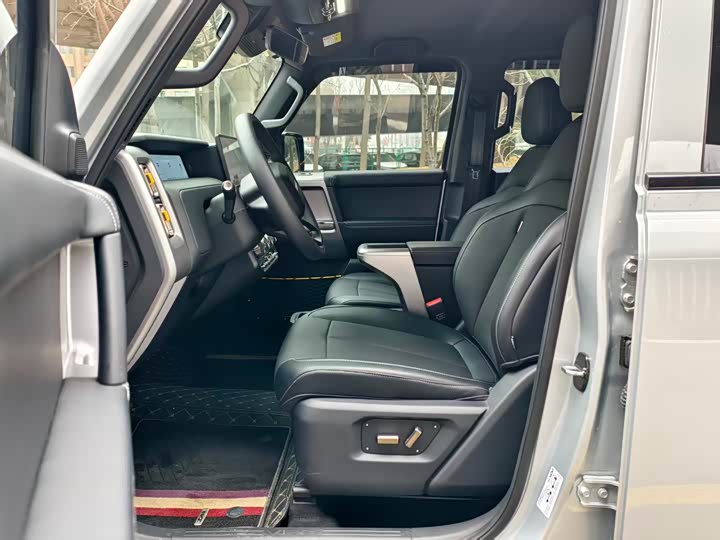 Фото 8 - Chery iCar V23