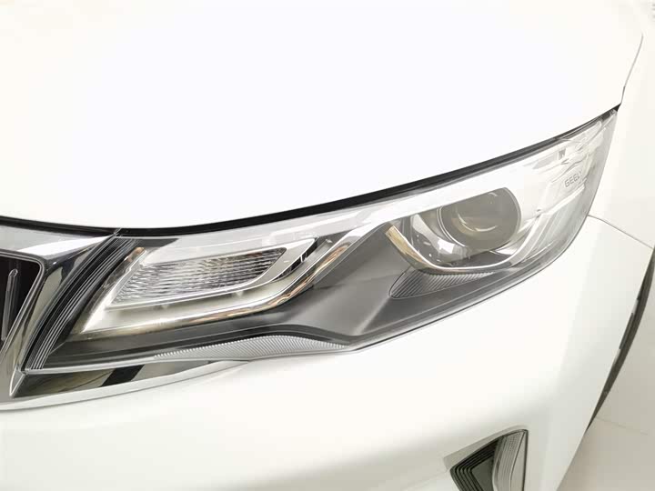 Фото 7 - Geely Emgrand GL