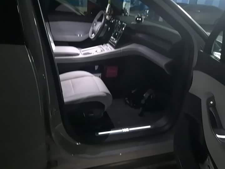 Фото 8 - Nio ES6