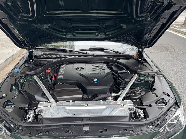 Photo 8 - BMW 4 Series