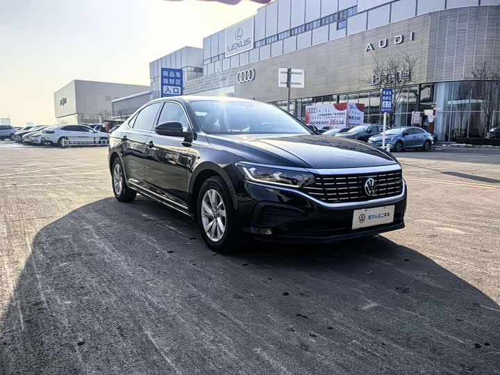 Фото 7 - Volkswagen Passat