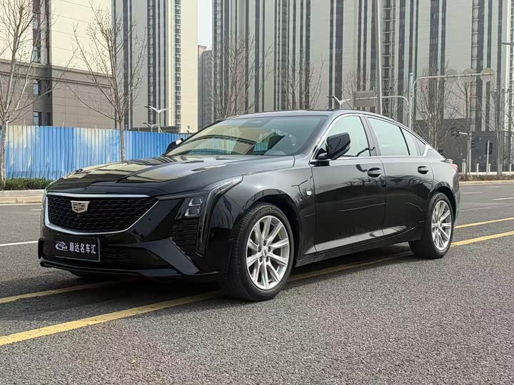 Фото 1 - Cadillac CT5