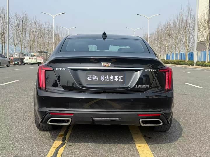 Фото 8 - Cadillac CT5