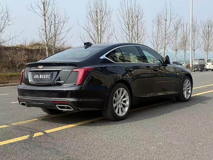 Фото 9 - Cadillac CT5