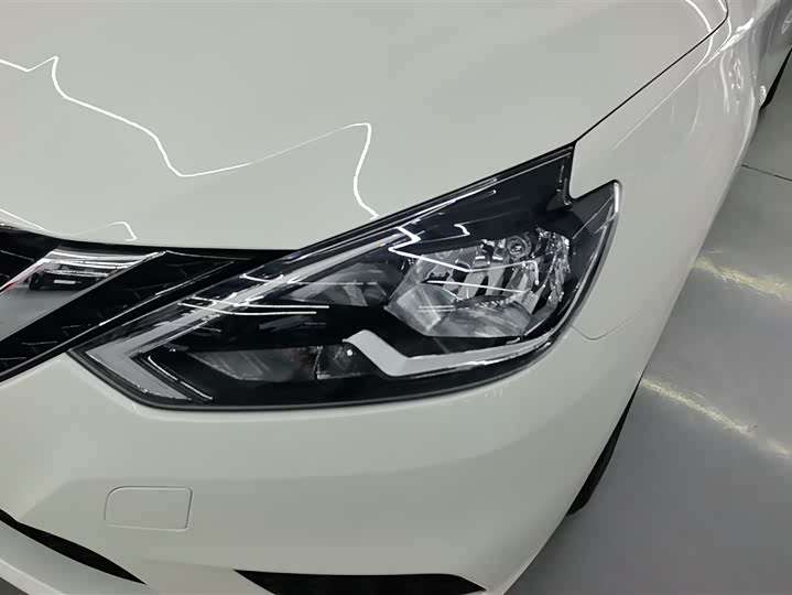 Фото 5 - Nissan Sylphy