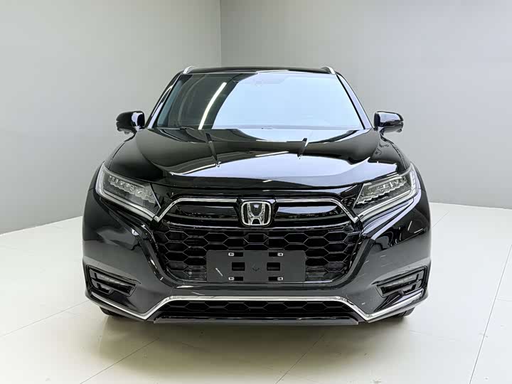Photo 2 - Honda UR-V