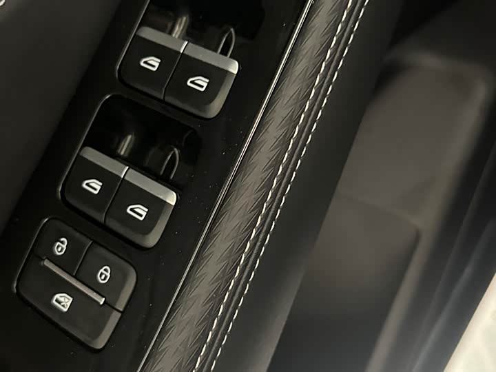 Фото 7 - Geely Preface