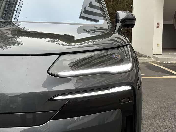 Фото 3 - Denza N9