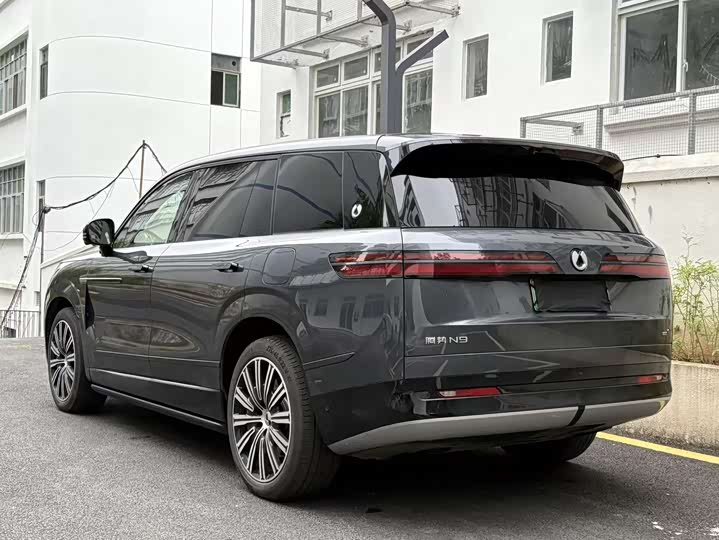 Фото 5 - Denza N9