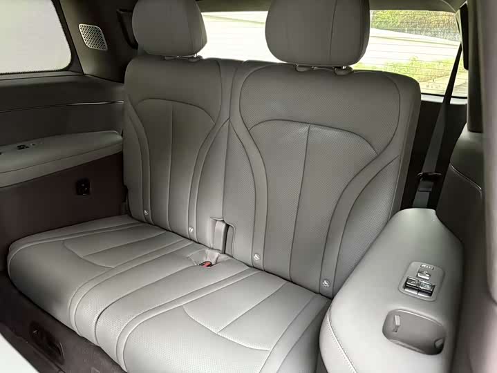 Фото 8 - Denza N9